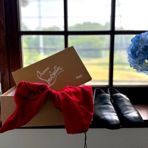 Shoes are too small for my man so he would like to sell them. Only worn once.